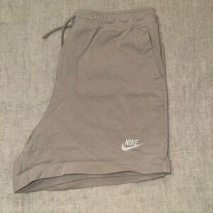 NIKE - shorts